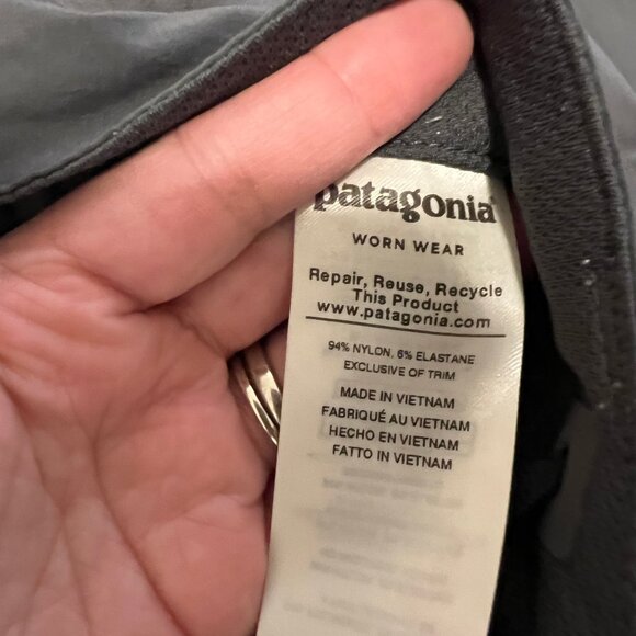 Patagonia Shorts  - Grey  - 94% Nylon 6% Elastane - Picture 4 of 4